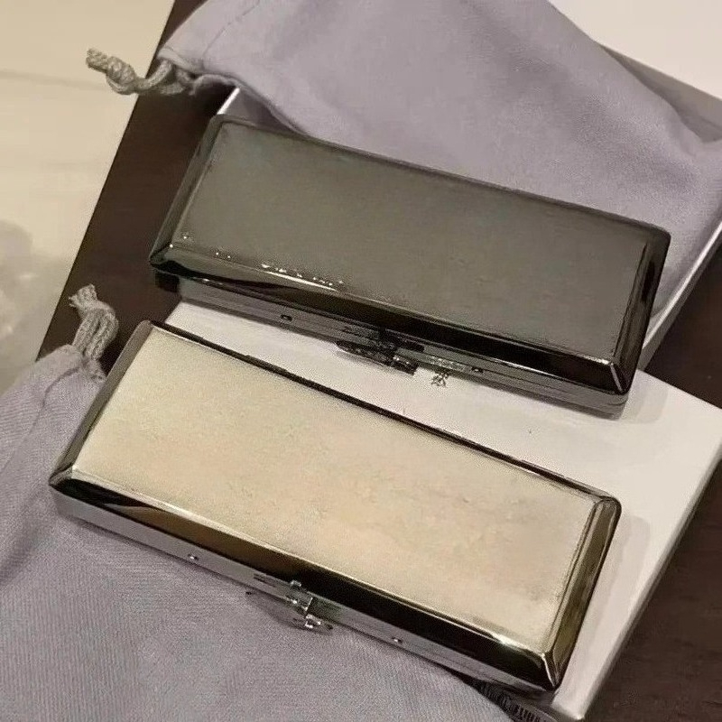Men Accessories Gift Box - Taşınabilir Lüks Alaşımlı Metal Sigara Kutusu